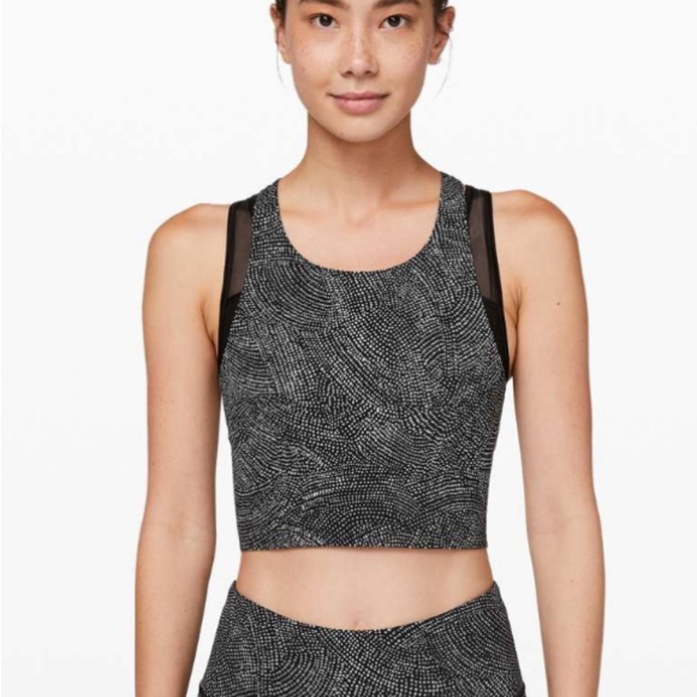 Lululemon Break Free Tank in Free Spirit Alpine White Black / Black